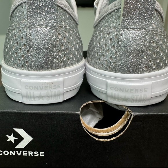 Converse NIB Silver Glitter LIMITED EDITION Velcro Sneakers Toddler Kids Size 10 - Picture 8 of 10
